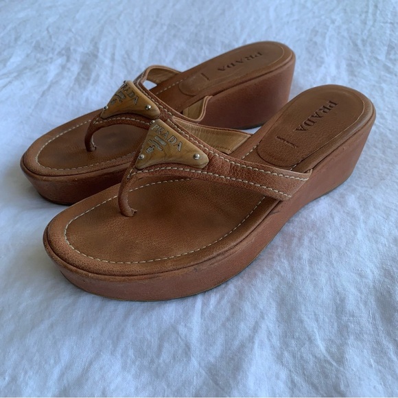 Vintage Prada Triangle Logo Wood Platform Thong Flip Flop Sandals Heels - Picture 8 of 10
